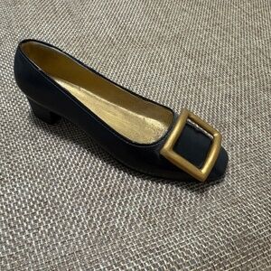 Just The right Shoe- 1999 Patiently Perfect #25351- By Raine